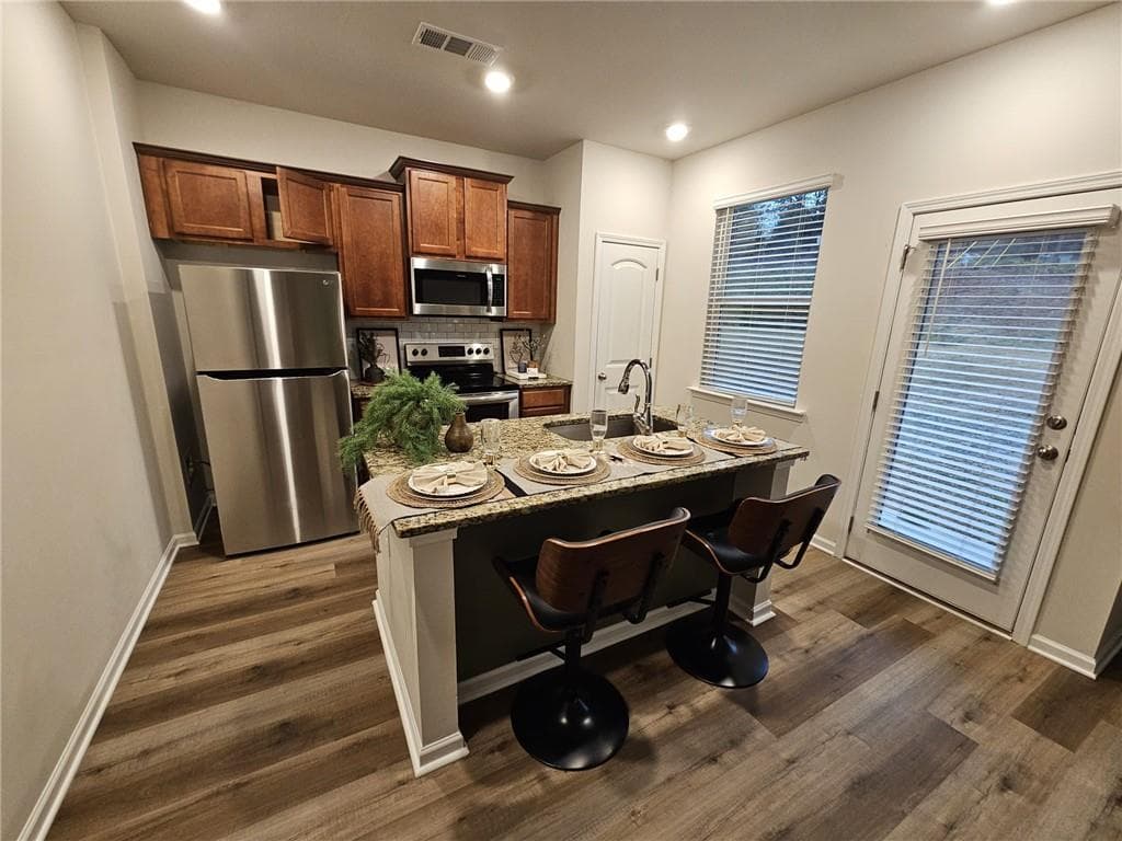 3 bedroom, 3 bathroom, 1,572 sq ft single family residence for sale at 4942 Hillstone Drive, Gainesville, GA 30504 — photo 7