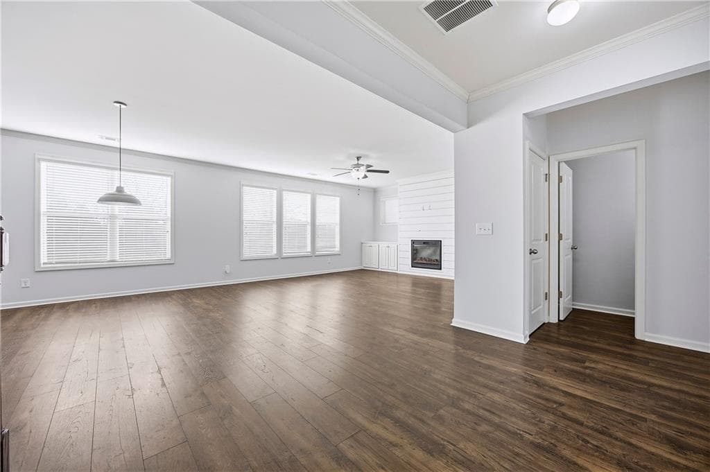 4 bedroom, 3 bathroom, 2,765 sq ft single family residence for sale at 5414 Long Branch Way, Flowery Branch, GA 30542 — photo 5