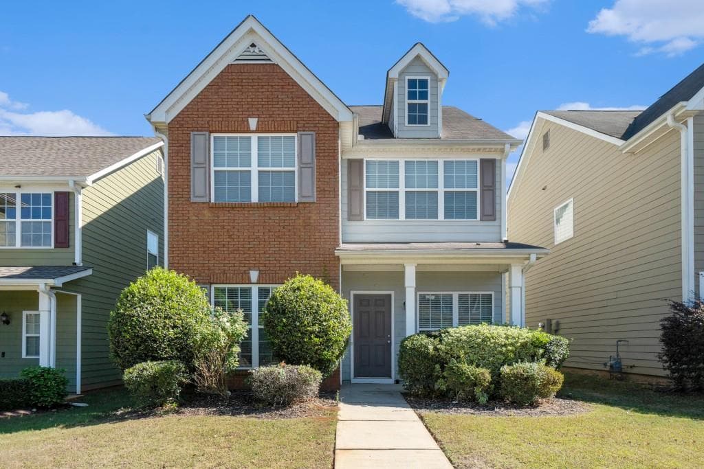 3 bedroom, 3 bathroom, 1,844 sq ft single family residence for sale at 2320 Polaris Way, Atlanta, GA 30331
