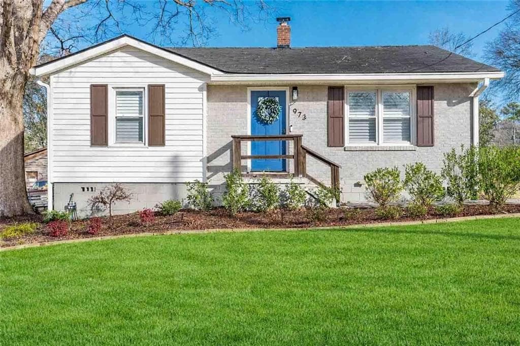 3 bedroom, 2 bathroom, 1,464 sq ft single family residence sold at 973 Dell Avenue, Smyrna, GA 30080