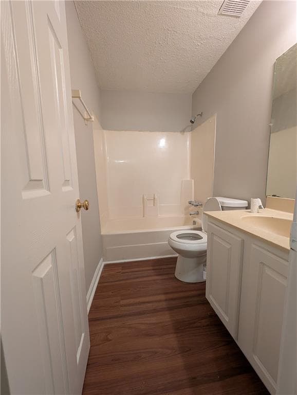 2 bedroom, 2 bathroom quadruplex for rent at 5582 Estates Court, Norcross, GA 30093 for $1,700 a month — photo 7