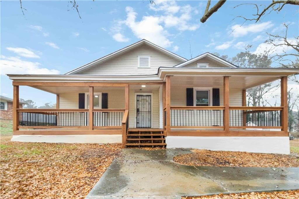 3 bedroom, 2 bathroom, 1,545 sq ft single family residence for rent at 2141 Fairburn Road, Atlanta, GA 30331 for $2,150 a month — photo 1 of 30