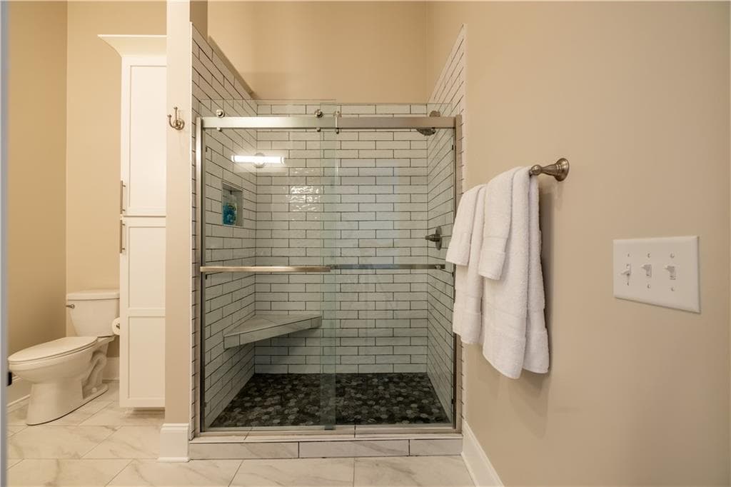 1 bedroom, 1 bathroom, 924 sq ft condominium for sale at 1 E 3rd Avenue 302, Rome, GA 30161 — photo 9