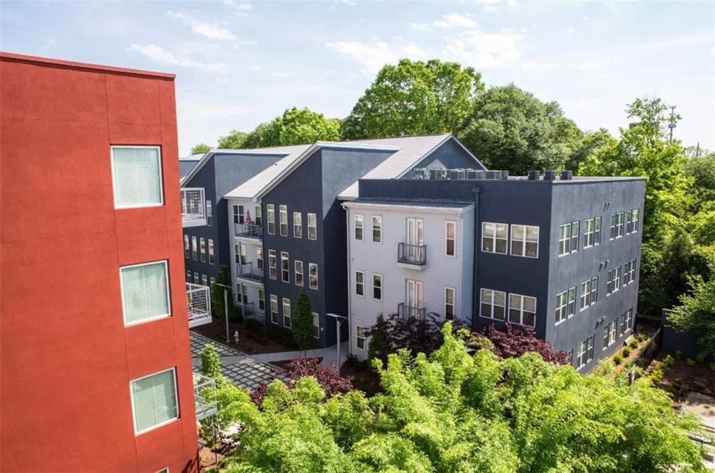 1 bedroom, 1 bathroom, 816 sq ft apartment for rent at 2115 Piedmont Road 2402, Atlanta, GA 30324 for $1,326 a month — photo 8