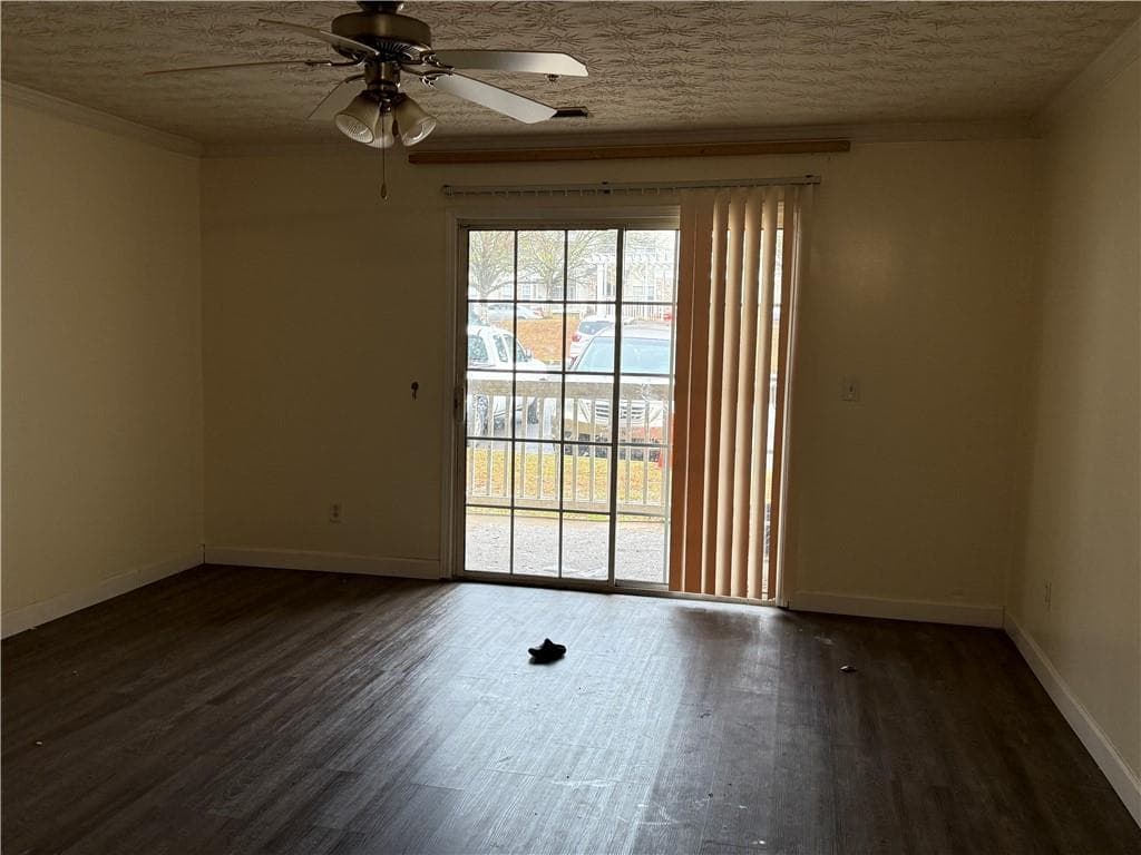 3 bedroom, 2 bathroom, 1,435 sq ft condominium for sale at 312 Ridge Creek Drive, Clarkston, GA 30021 — photo 5