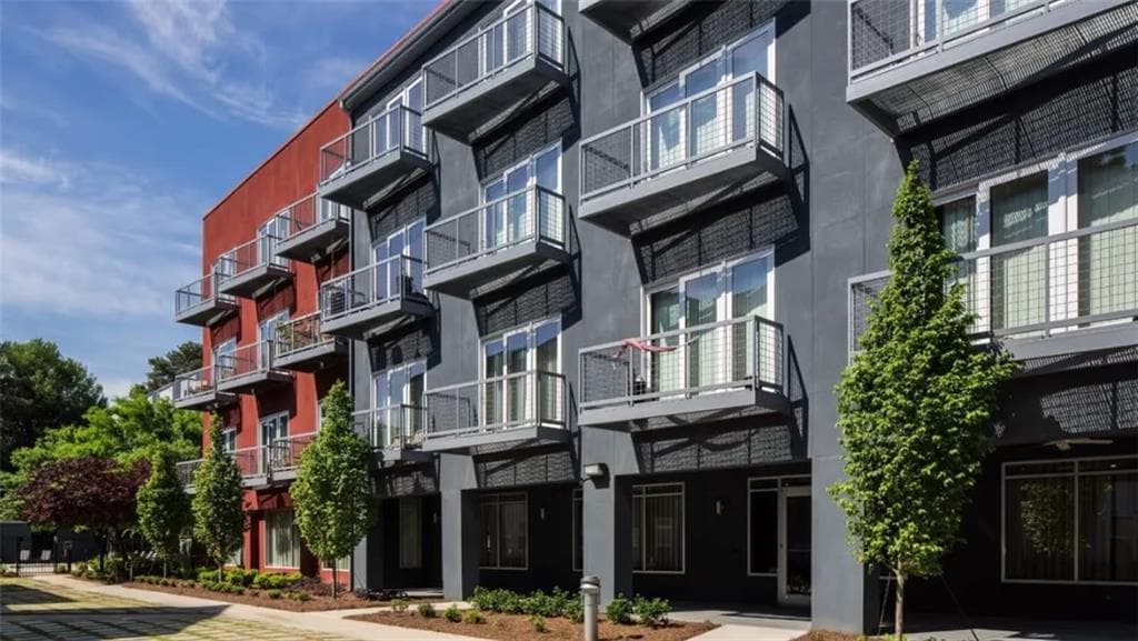 2 bedroom, 2 bathroom, 1,165 sq ft apartment for rent at 2115 Piedmont Road 3301, Atlanta, GA 30324 for $1,677 a month — photo 6