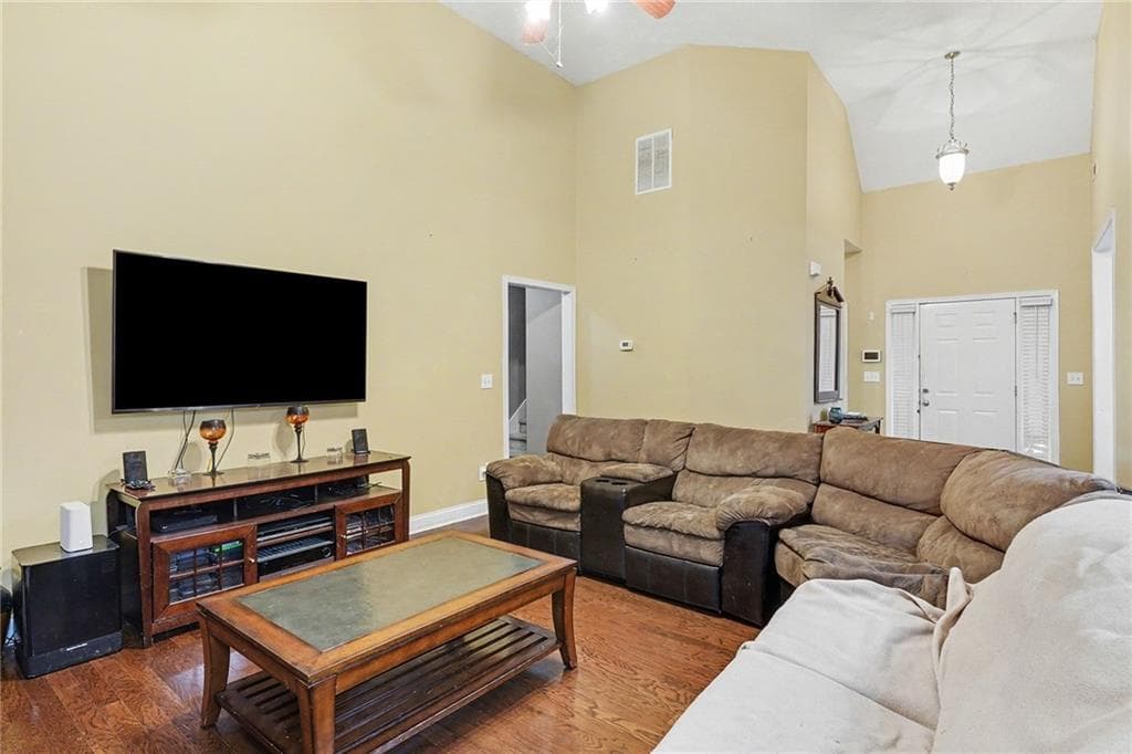 3 bedroom, 2 bathroom, 2,230 sq ft single family residence for sale at 45 Glen Ridge Court, Covington, GA 30014 — photo 7