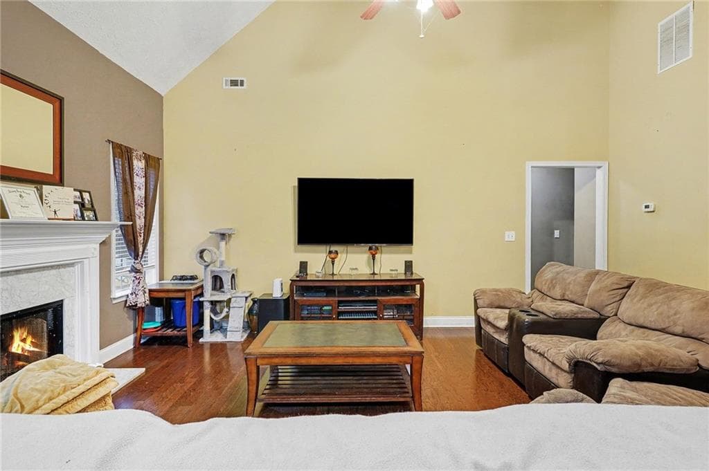 3 bedroom, 2 bathroom, 2,230 sq ft single family residence for sale at 45 Glen Ridge Court, Covington, GA 30014 — photo 8