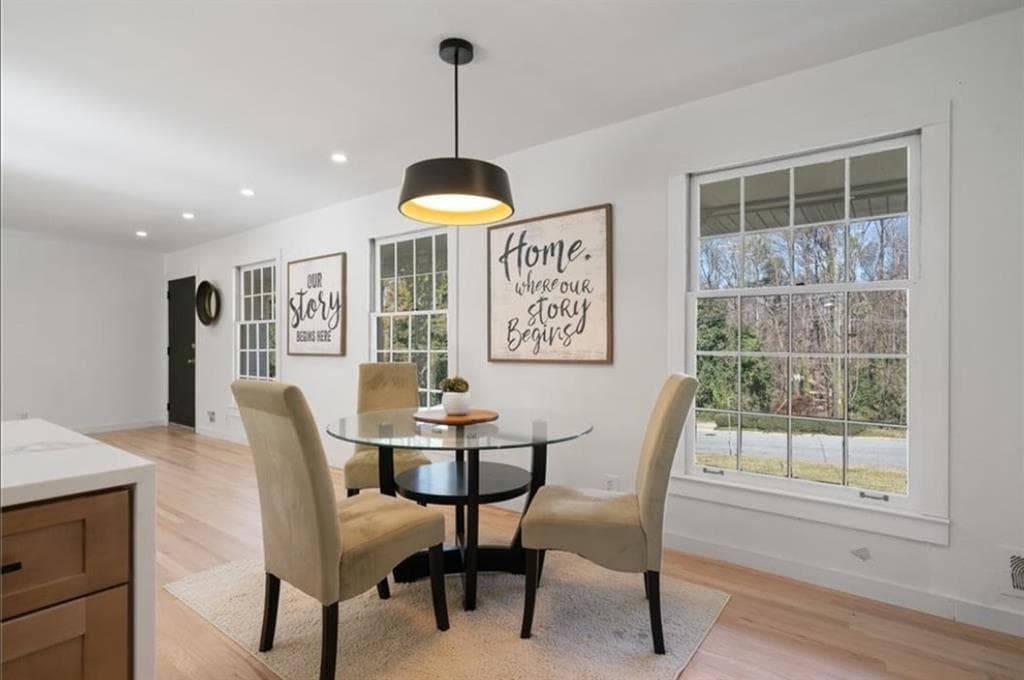 5 bedroom, 3 bathroom, 3,624 sq ft single family residence for sale at 3390 Cedar Island Drive, Atlanta, GA 30311 — photo 4