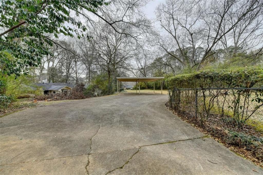single family residence for sale at 3928 Wieuca Road, Atlanta, GA 30342 — photo 8