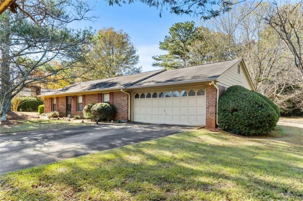 2203 Liberty Lane, Conyers, GA 30094 — most recent listing photo