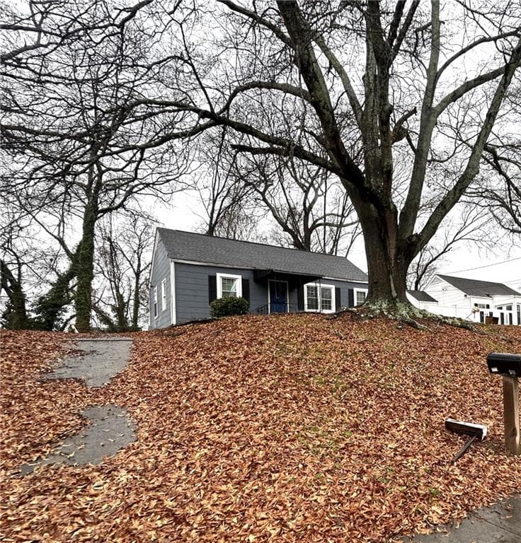 3 bedroom, 1 bathroom, 1,140 sq ft single family residence sold at 540 Hamilton E Holmes Drive, Atlanta, GA 30318