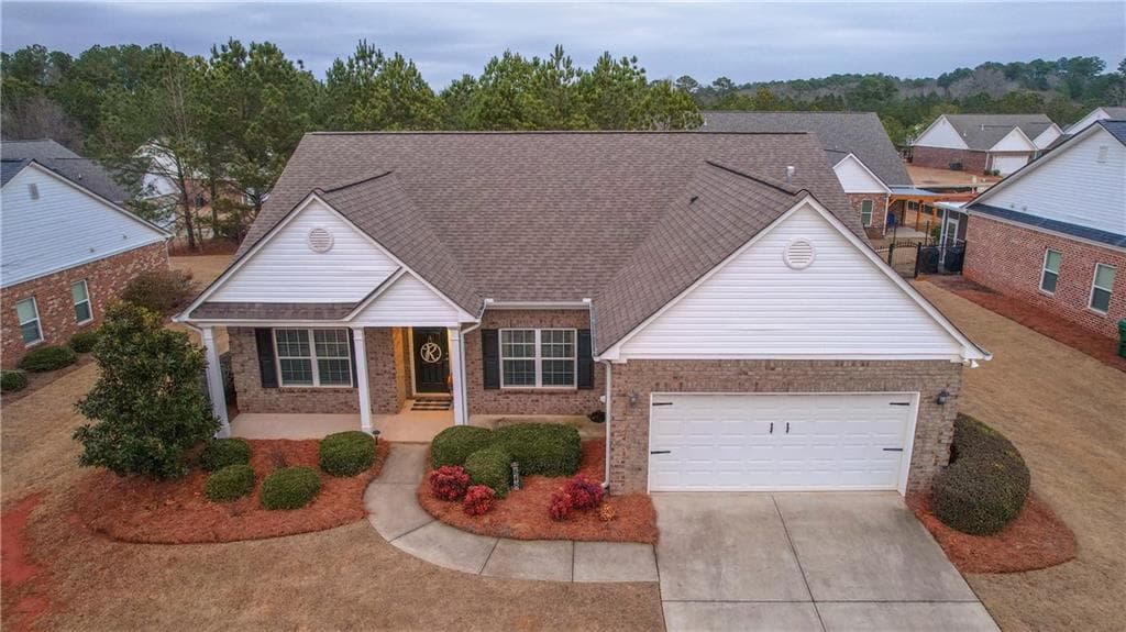 3 bedroom, 2 bathroom, 2,274 sq ft single family residence for sale at 848 Crossroads Court, Social Circle, GA 30025 — photo 5