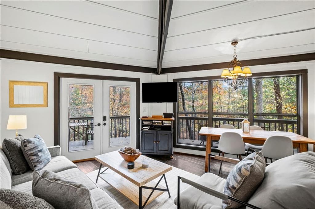 2 bedroom, 2 bathroom, 1,315 sq ft single family residence for sale at 35 Treetop Knoll Drive, Jasper, GA 30143 — photo 10