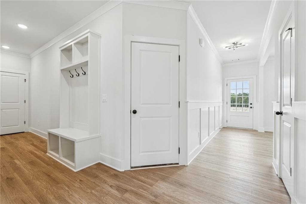 5 bedroom, 3 bathroom, 3,047 sq ft single family residence for sale at 2430 Reserve Manor Court, Lawrenceville, GA 30043 — photo 6