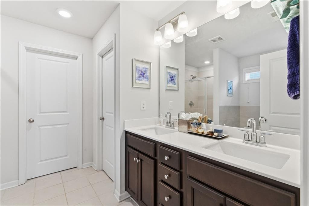 4 bedroom, 3 bathroom, 2,634 sq ft single family residence for sale at 117 Park Chase Lane, Dallas, GA 30132 — photo 9