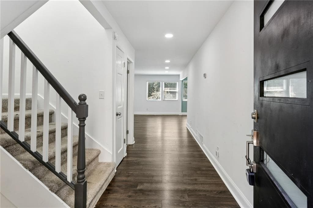 4 bedroom, 4 bathroom, 2,148 sq ft townhouse sold at 6118 Barfield Road, Atlanta, GA 30328