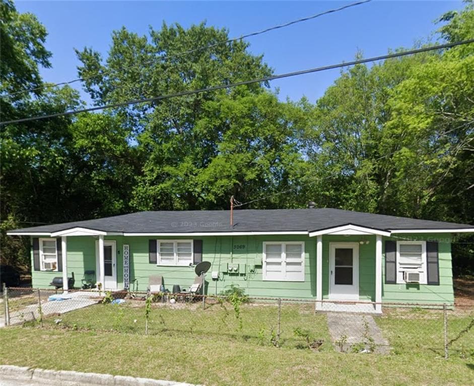 duplex for sale at 3069 Montpelier Place, Macon, GA 31204