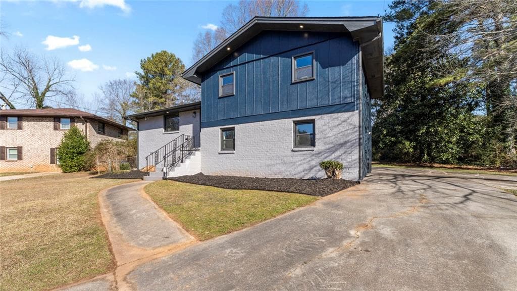 4 bedroom, 2 bathroom, 1,762 sq ft single family residence sold at 4088 Vale Court, Decatur, GA 30035