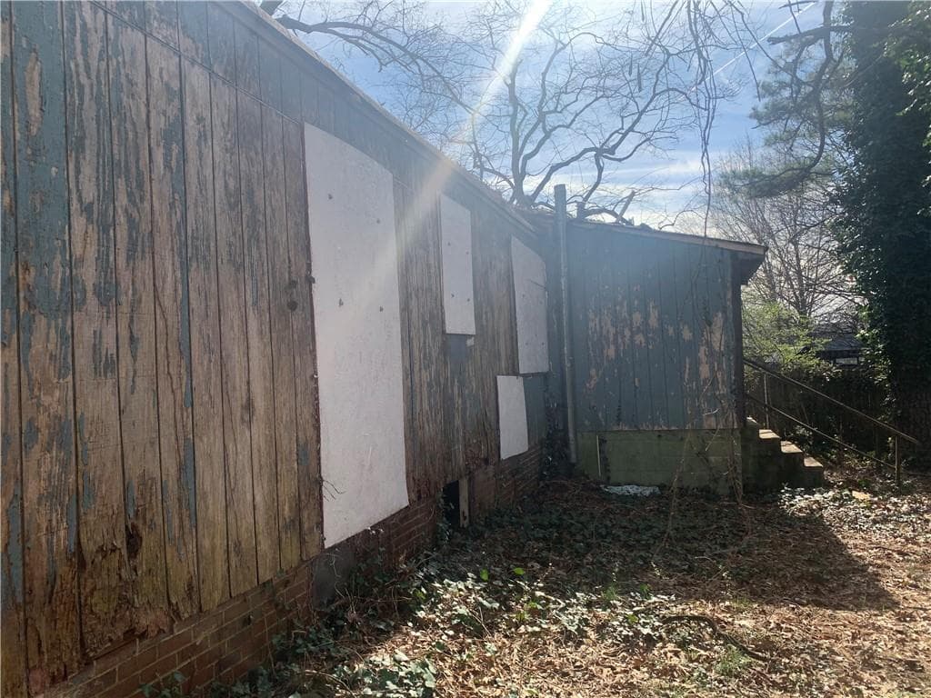 3 bedroom, 1 bathroom, 958,320 sq ft single family residence for sale at 1817 ellington, Decatur, GA 30032 — photo 4