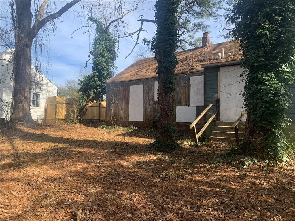 3 bedroom, 1 bathroom, 958,320 sq ft single family residence for sale at 1817 ellington, Decatur, GA 30032 — photo 6