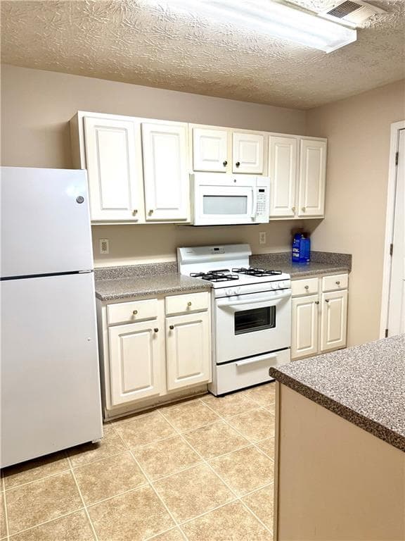 3 bedroom, 3 bathroom, 1,434 sq ft townhouse for rent at 3162 Panthers Trace, Decatur, GA 30084 for $1,700 a month — photo 9