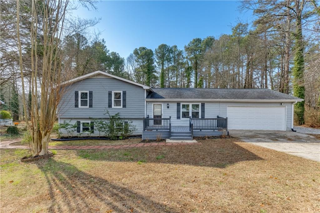 886 RIDGEDALE Drive, Lawrenceville, GA 30043 — most recent listing photo