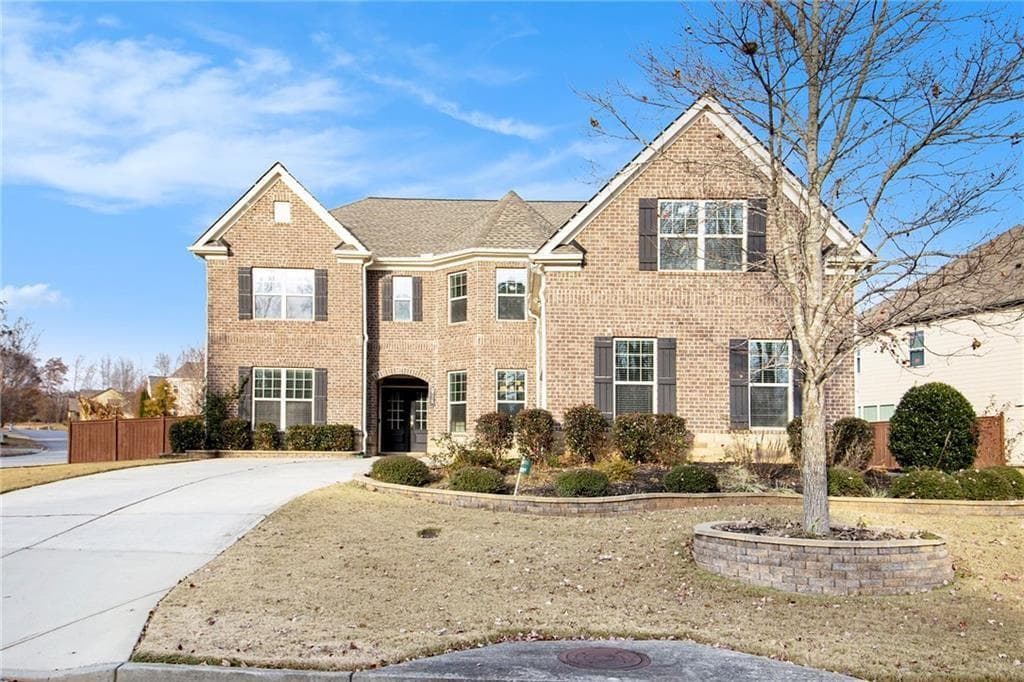 915 Elmsbrook Lane, Alpharetta, GA 30004 — most recent listing photo
