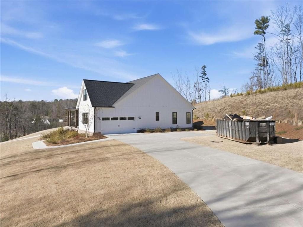 4 bedroom, 4 bathroom, 2,931 sq ft single family residence for sale at 300 Oxford Road, Ball Ground, GA 30107 — photo 5