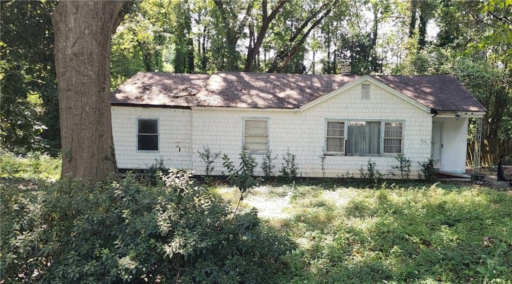 3 bedroom, 1 bathroom, 932 sq ft single family residence sold at 1926 Sumter Street, Atlanta, GA 30318