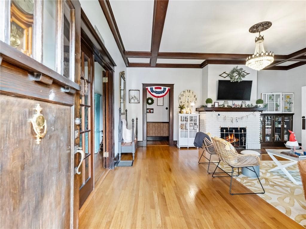 4 bedroom, 3 bathroom, 4,282 sq ft single family residence for sale at 107 Church Street, Jefferson, GA 30549 — photo 7