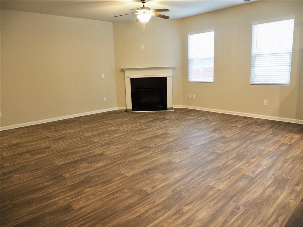 3 bedroom, 3 bathroom, 1,890 sq ft single family residence for rent at 30 Laurel Drive, Dawsonville, GA 30534 for $1,900 a month — photo 3