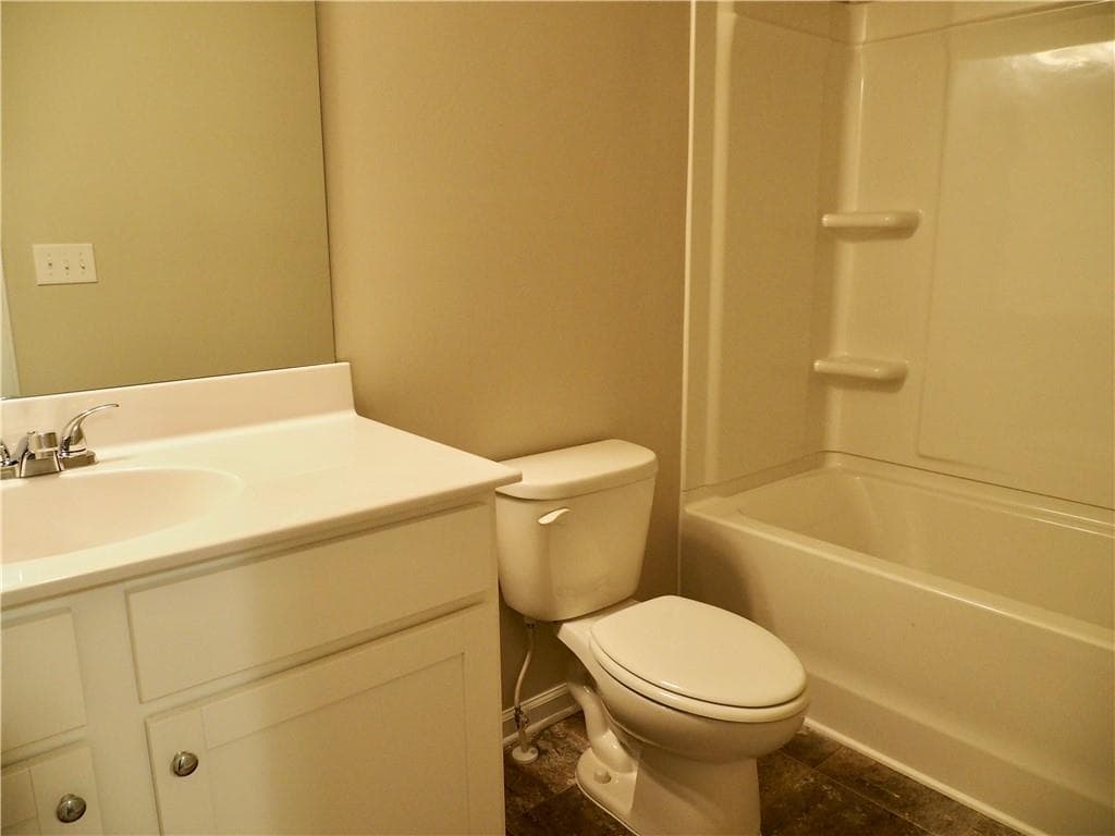 3 bedroom, 3 bathroom, 1,890 sq ft single family residence for rent at 30 Laurel Drive, Dawsonville, GA 30534 for $1,900 a month — photo 9