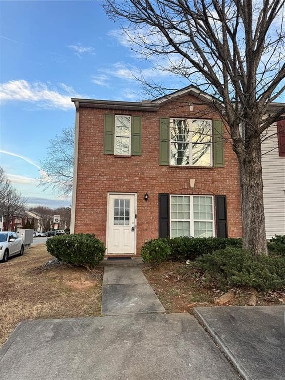 2 bedroom, 3 bathroom, 1,414 sq ft townhouse for sale at 1754 Grove Way, Hampton, GA 30228