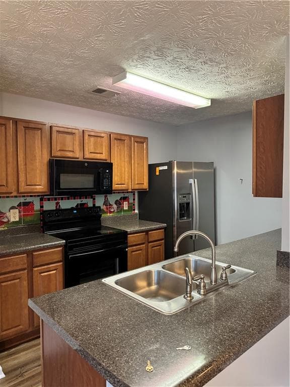 2 bedroom, 3 bathroom, 1,414 sq ft townhouse for sale at 1754 Grove Way, Hampton, GA 30228 — photo 9