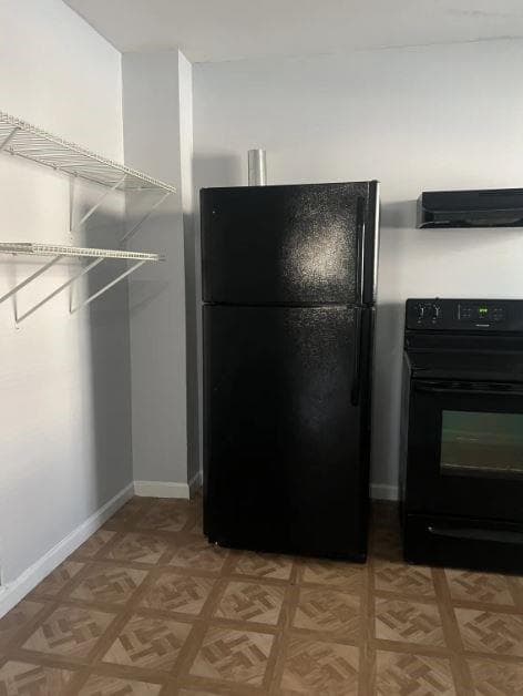 3 bedroom, 1 bathroom, 4,256 sq ft duplex for rent at 305 W Oak Street, Lawrenceville, GA 30046 for $1,875 a month — photo 6