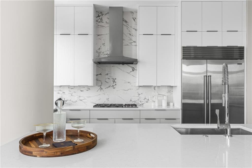 4 bedroom, 4 bathroom, 2,537 sq ft condominium under contract at 40 12th Street 1906, Atlanta, GA 30309 — photo 8