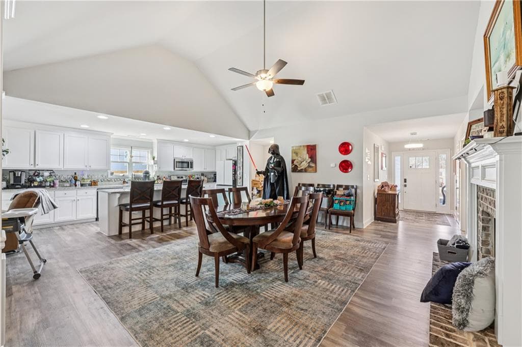 4 bedroom, 4 bathroom, 2,679 sq ft single family residence for sale at 580 Belmont Park Drive, Commerce, GA 30529 — photo 3