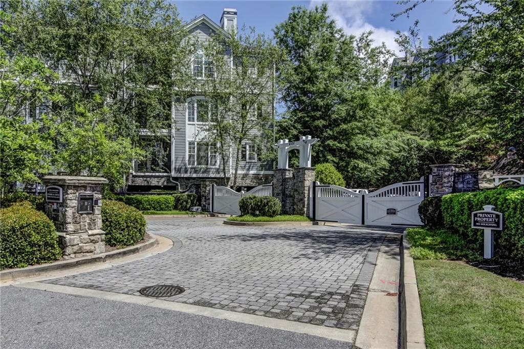 4100 Paces Walk 3205, Atlanta, GA 30339 — most recent listing photo