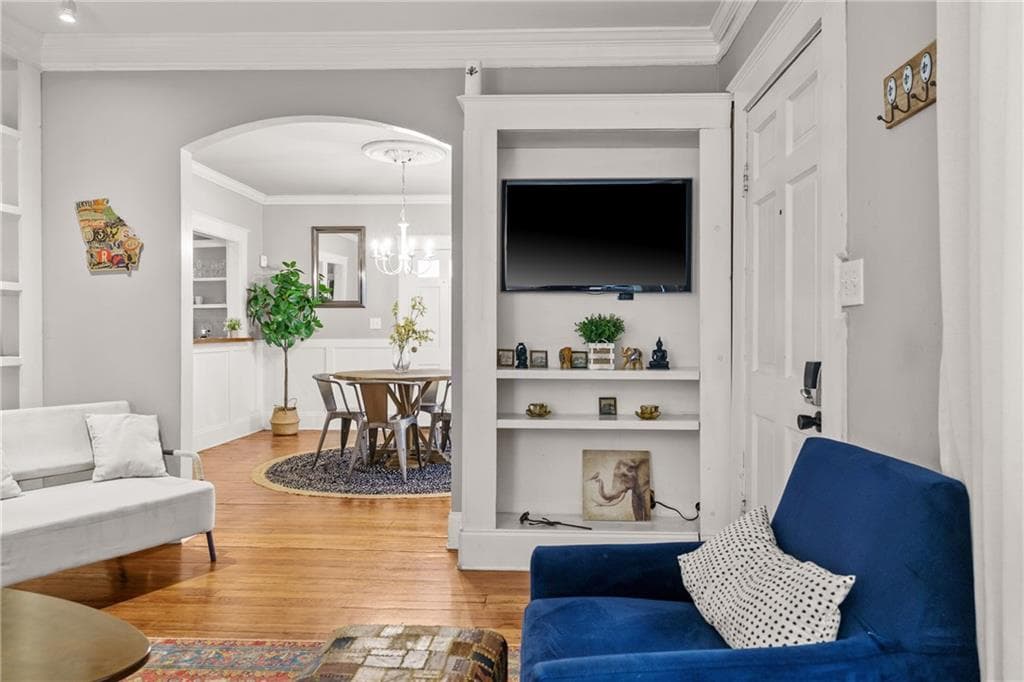 2 bedroom, 2 bathroom single family residence for rent at 2608 Church Street, Atlanta, GA 30318 for $2,250 a month — photo 5