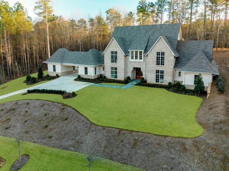125 Laurel Brook Ln, Canton, GA 30115 — most recent listing photo