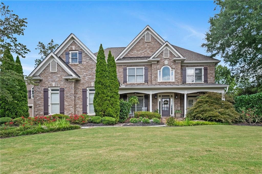 6 bedroom, 6 bathroom, 5,070 sq ft single family residence sold at 810 Lake Ridge Court, Canton, GA 30114
