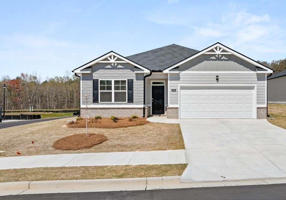 8581 PREAKNESS Pass, Lithonia, GA 30058 — most recent listing photo