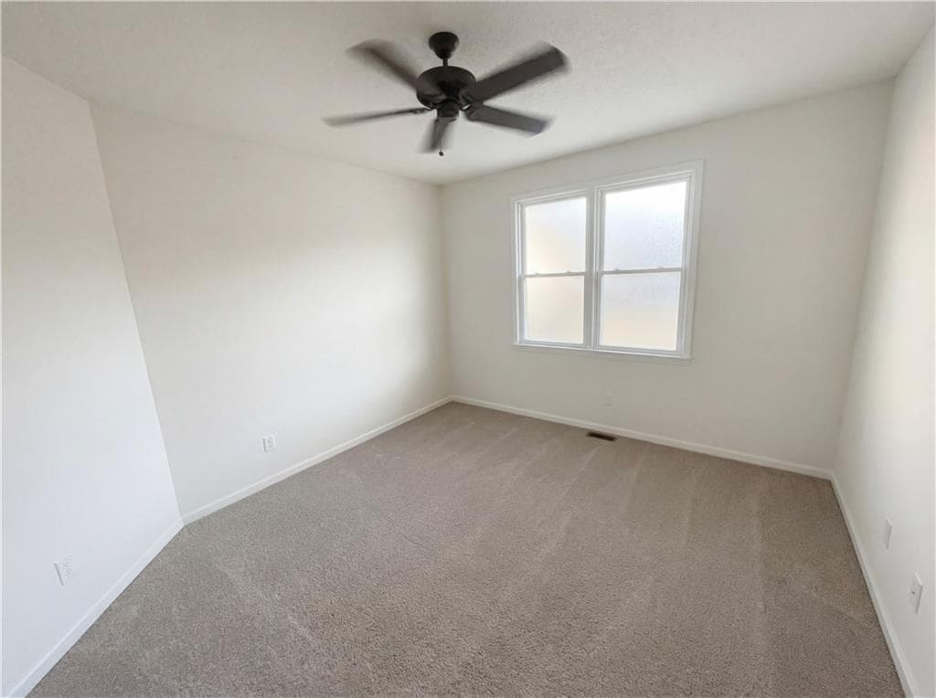 4 bedroom, 3 bathroom, 5,525 sq ft single family residence for sale at 168 Maple Grove Terrace, Peachtree City, GA 30269 — photo 3