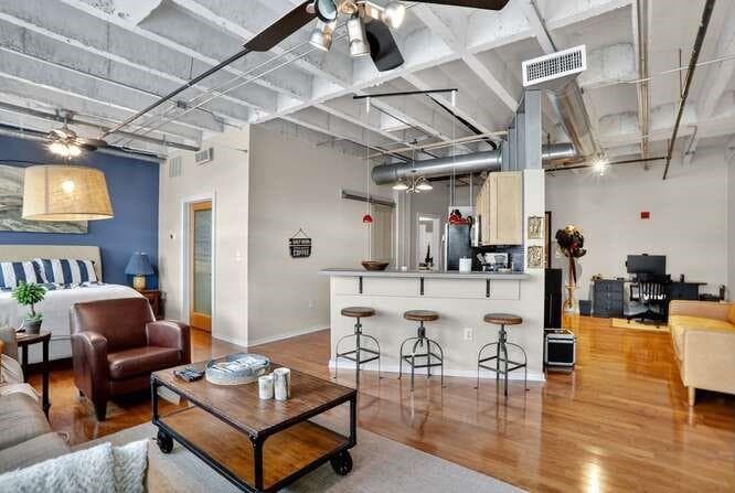 1 bedroom, 1 bathroom, 956 sq ft condominium for sale at 878 Peachtree Street 432, Atlanta, GA 30309 — photo 7
