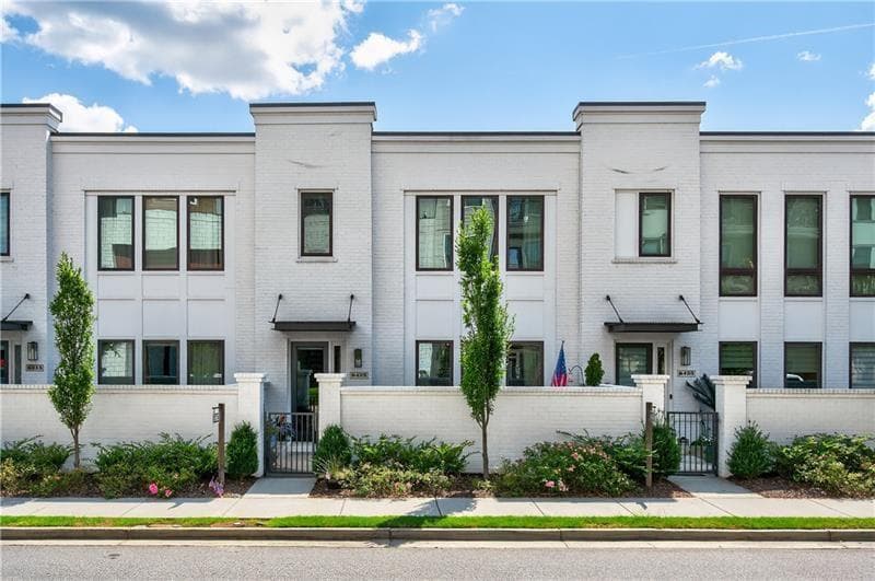 6425 Halcyon Way, Alpharetta, GA 30005 — most recent listing photo