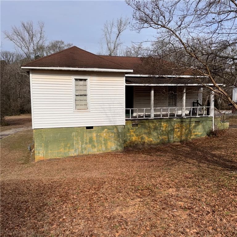 2 bedroom, 1 bathroom, 1,189 sq ft single family residence sold at 103 E Freeman Street, Newnan, GA 30263