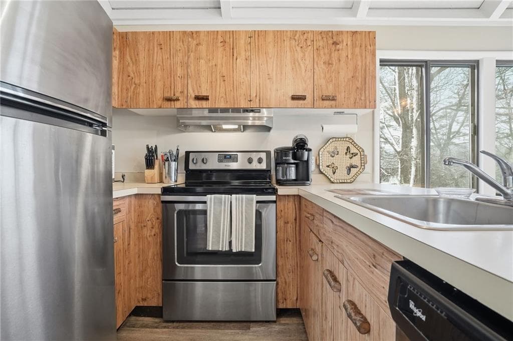3 bedroom, 2 bathroom, 1,440 sq ft single family residence for sale at 125 Wolfscratch Drive, #608, Big Canoe, GA 30143 — photo 9