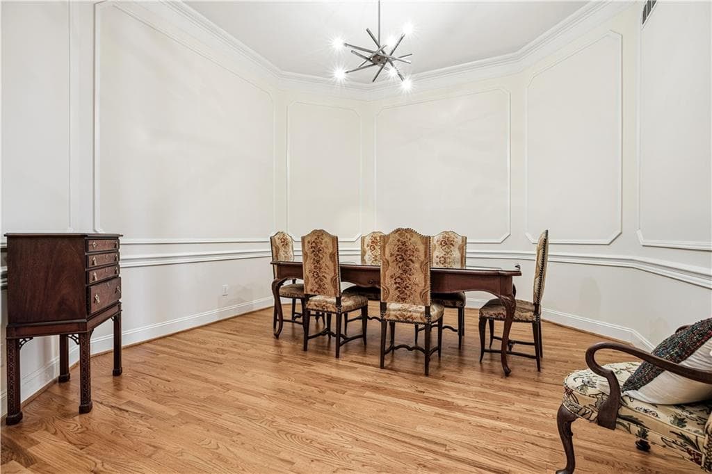 2 bedroom, 3 bathroom, 1,886 sq ft condominium under contract at 417 Clairemont Avenue 319, Decatur, GA 30030 — photo 5