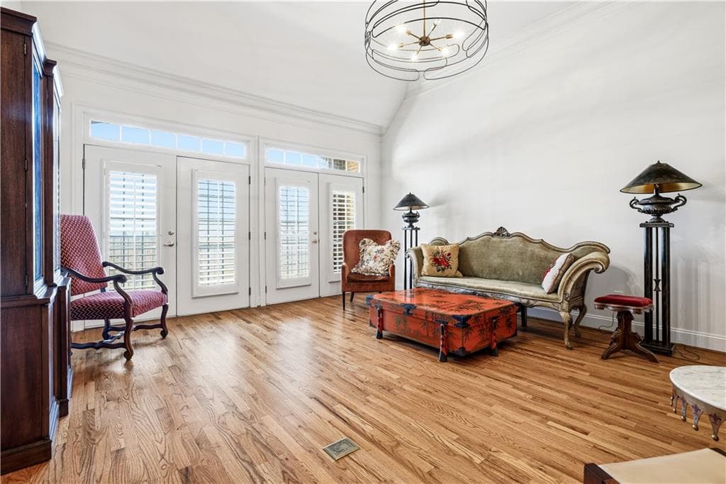 2 bedroom, 3 bathroom, 1,886 sq ft condominium under contract at 417 Clairemont Avenue 319, Decatur, GA 30030 — photo 10